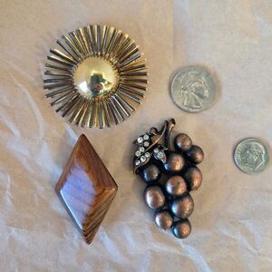 Vintage MCM Brooch Pins Wooden Gold Toned Lot of 3